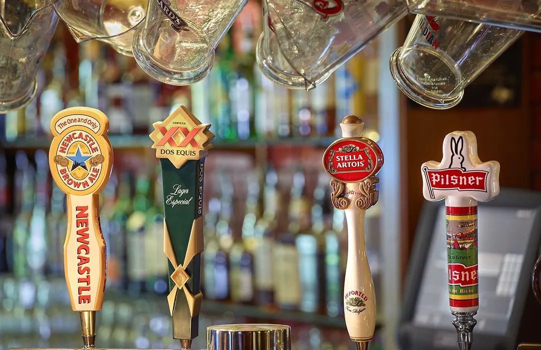 Neighbourhood Inn Hotels In Bonnyville-1