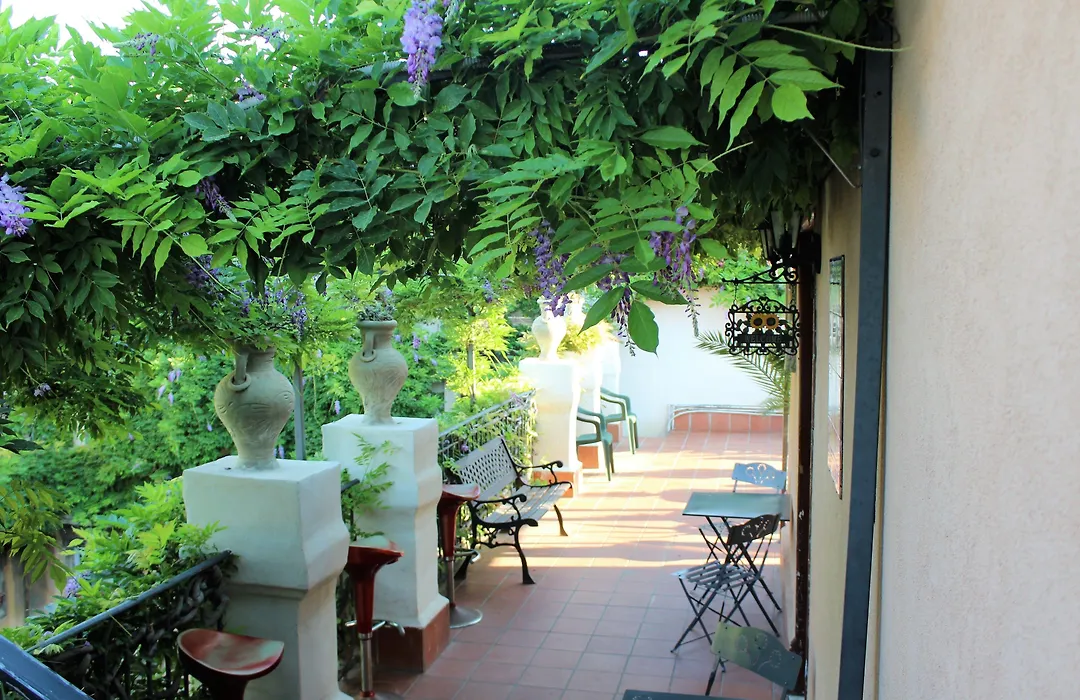 Hotel Biscari-1