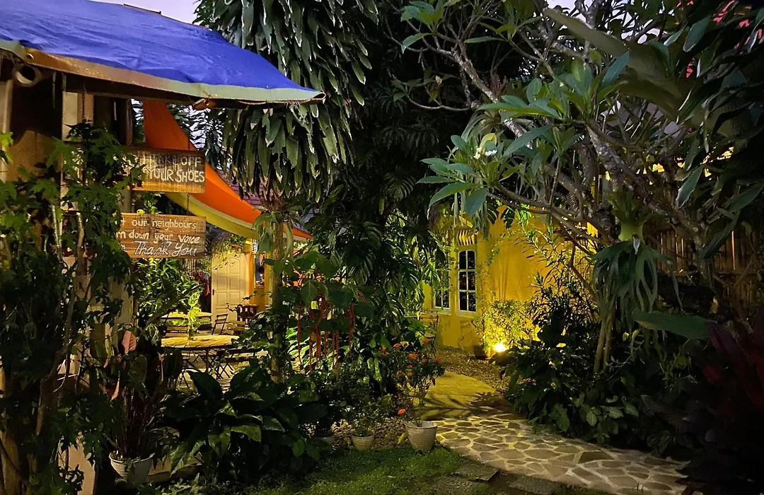 Viavia Guesthouse-1