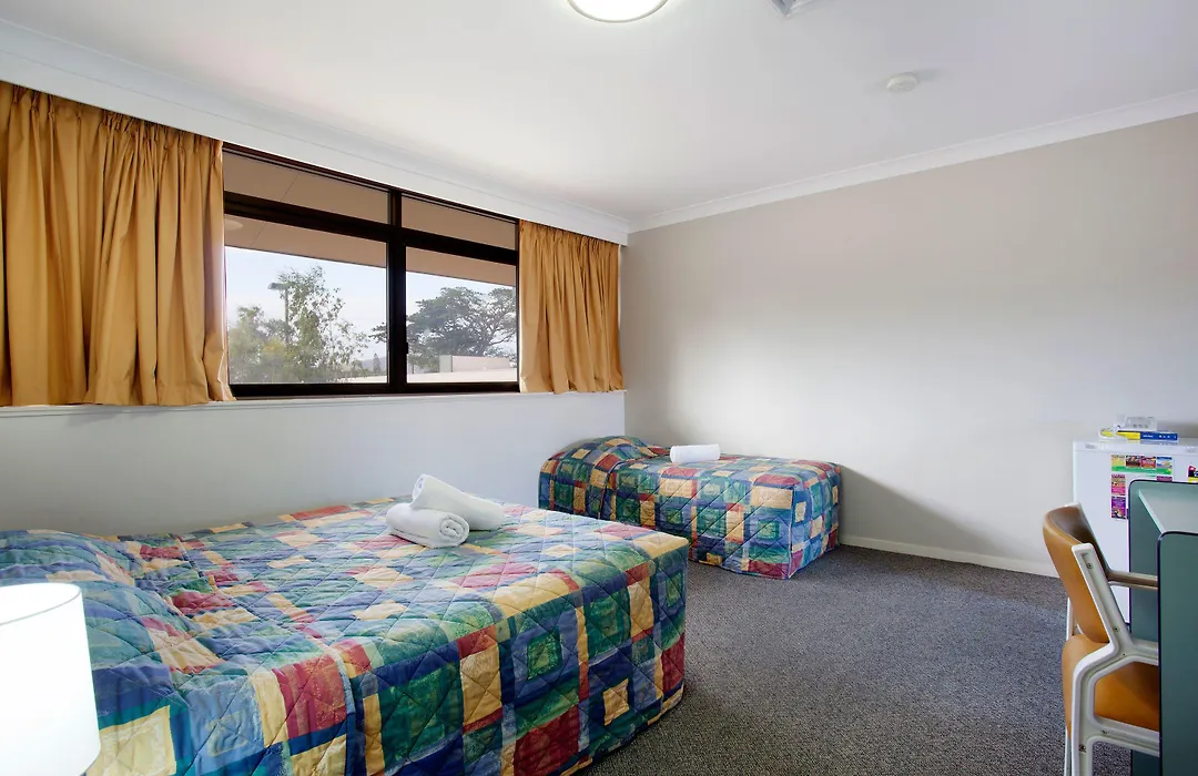 Vale Hotel-1