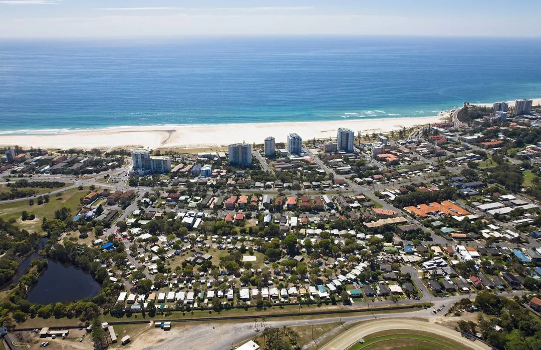 Kirra Beach Tourist Park-1