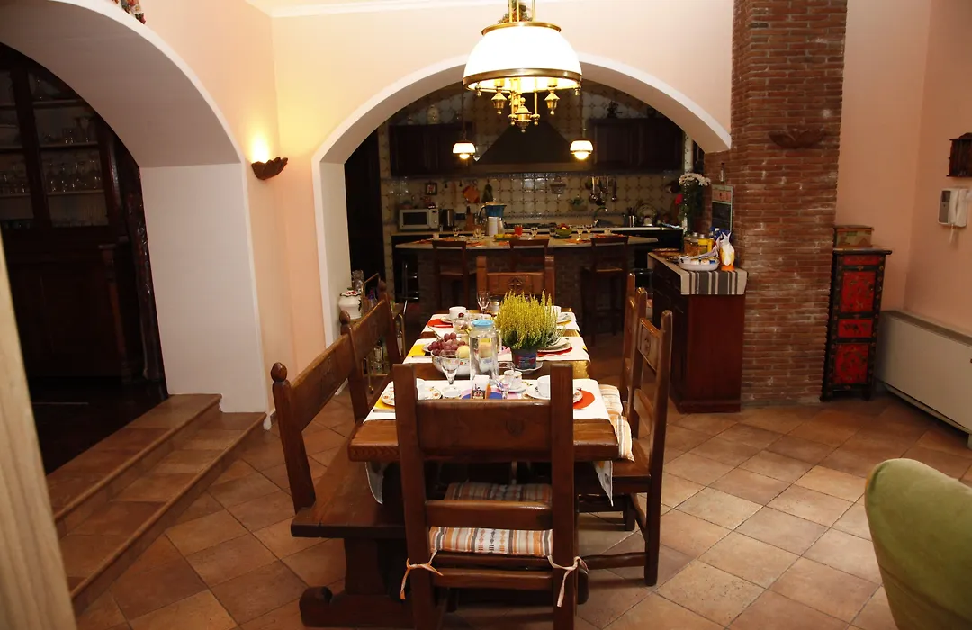B&B Cocus Inn-1