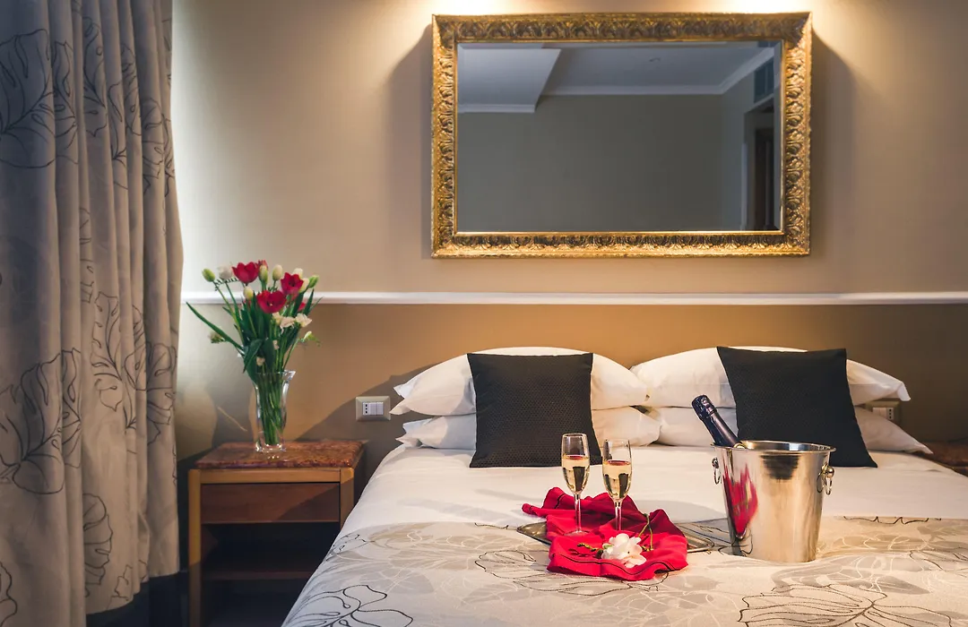 Raeli Hotel Archimede-1