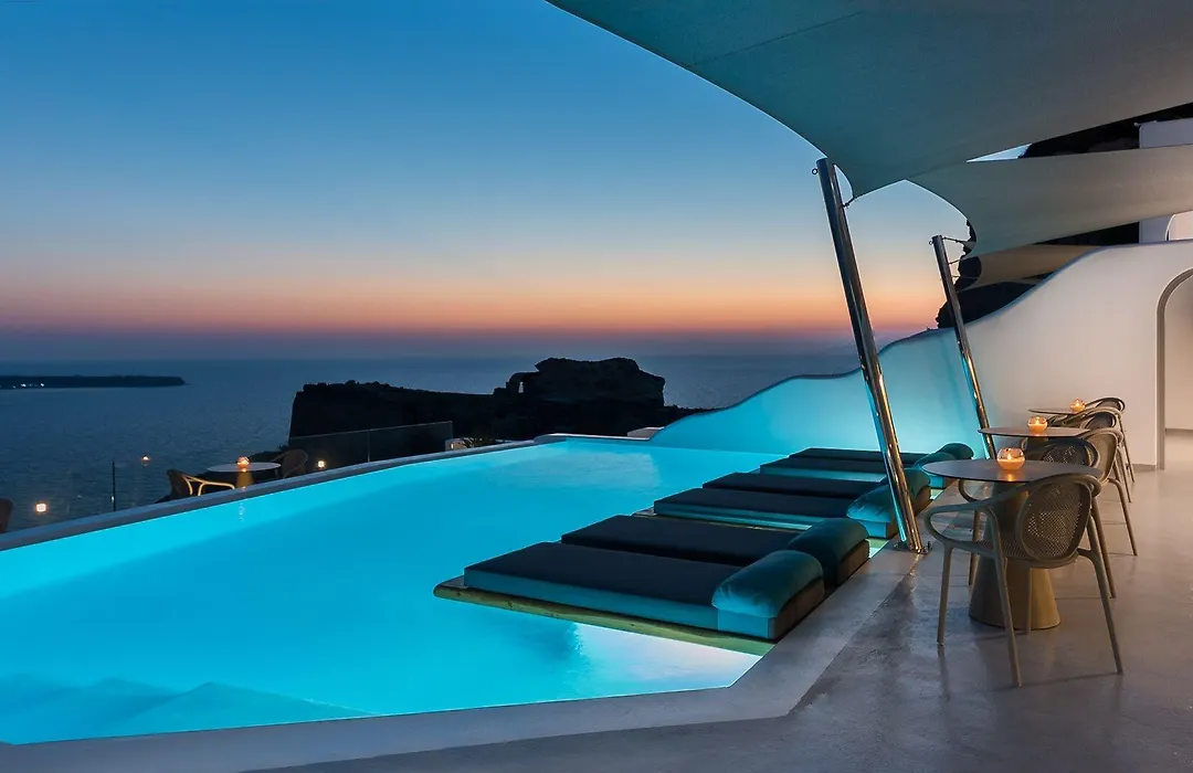 Maregio Suites-1