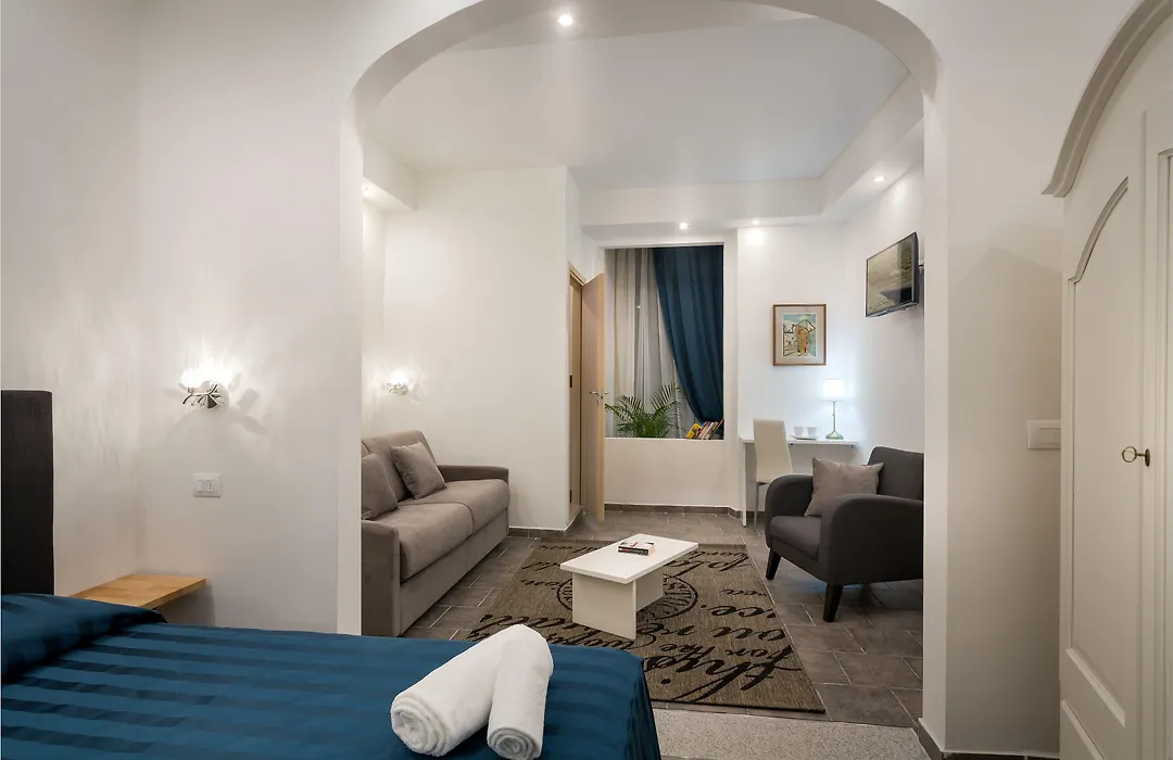 Stella Della Casa-1