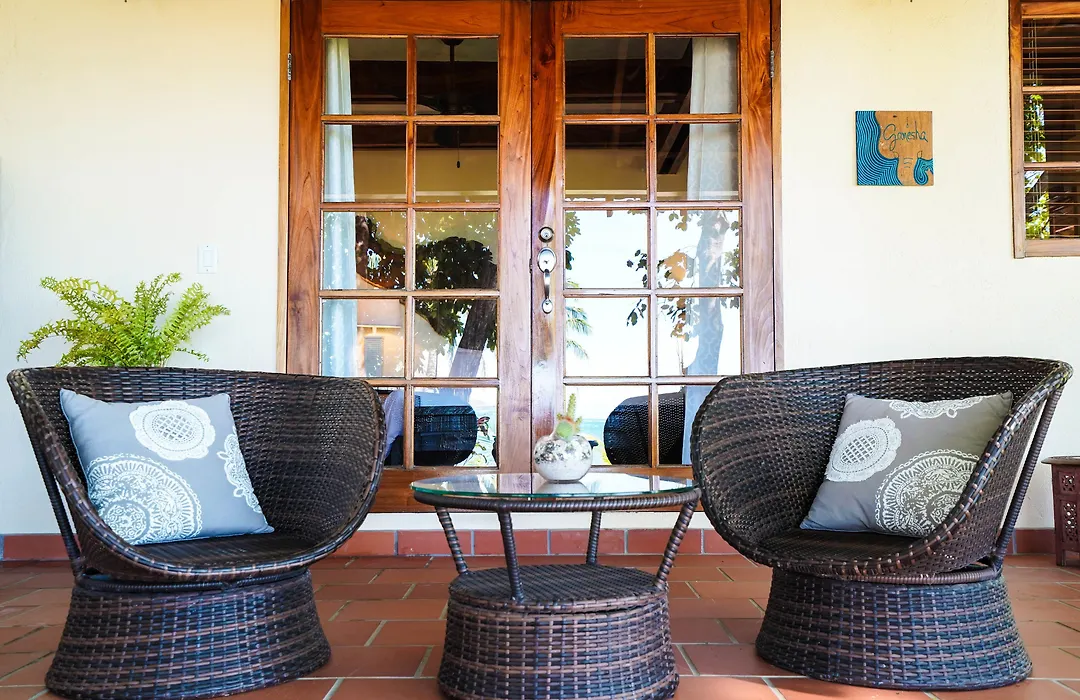 Sansara Surf Yoga & Resort-1