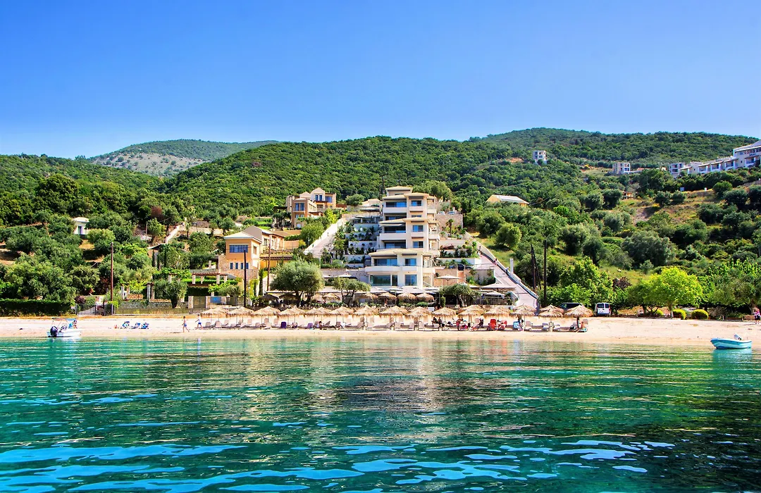 Prima Vista Beachfront Boutique Hotel-1