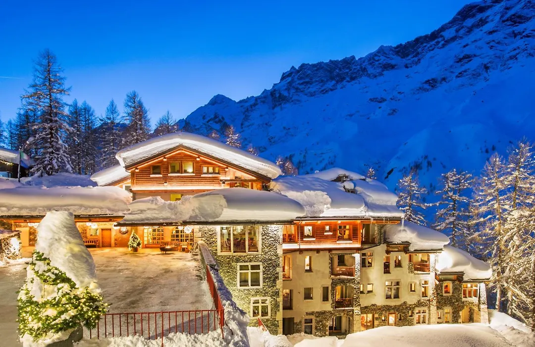Saint Hubertus Resort-1