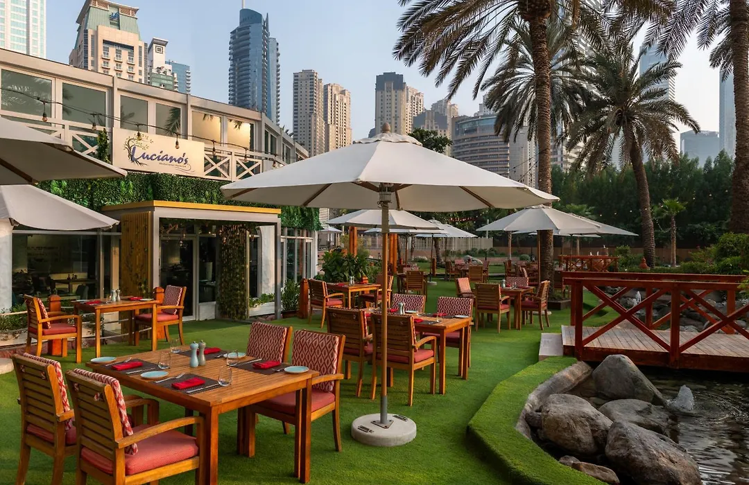 Al Habtoor Grand Resort, Autograph Collection-1