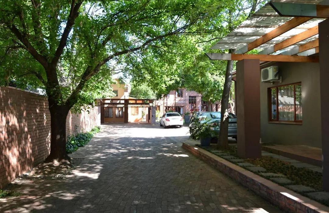 Bed & Breakfast In Hatfield-1