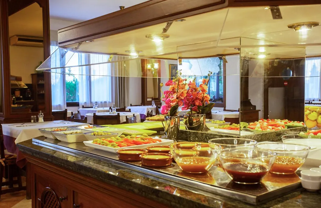Hotel Ses Puntetes-1
