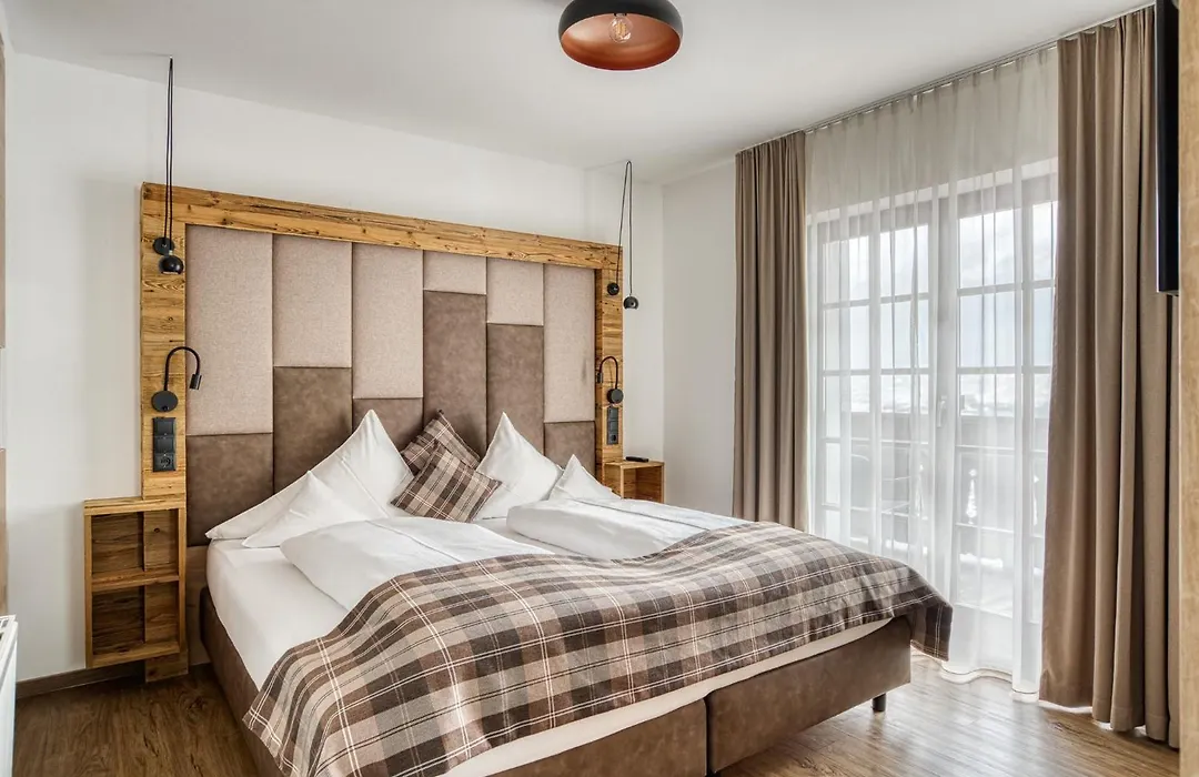 Hotel Hoferwirt-1