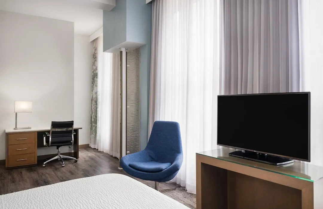Even Hotel Pittsburgh Downtown By Ihg-1