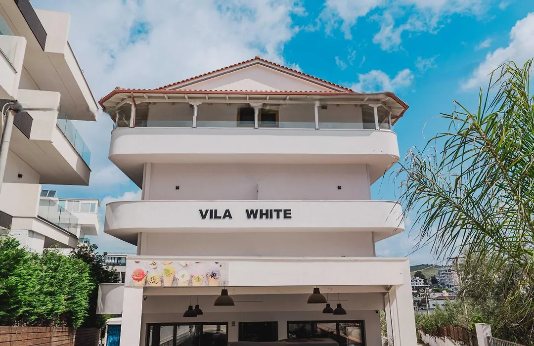 Villa White-1