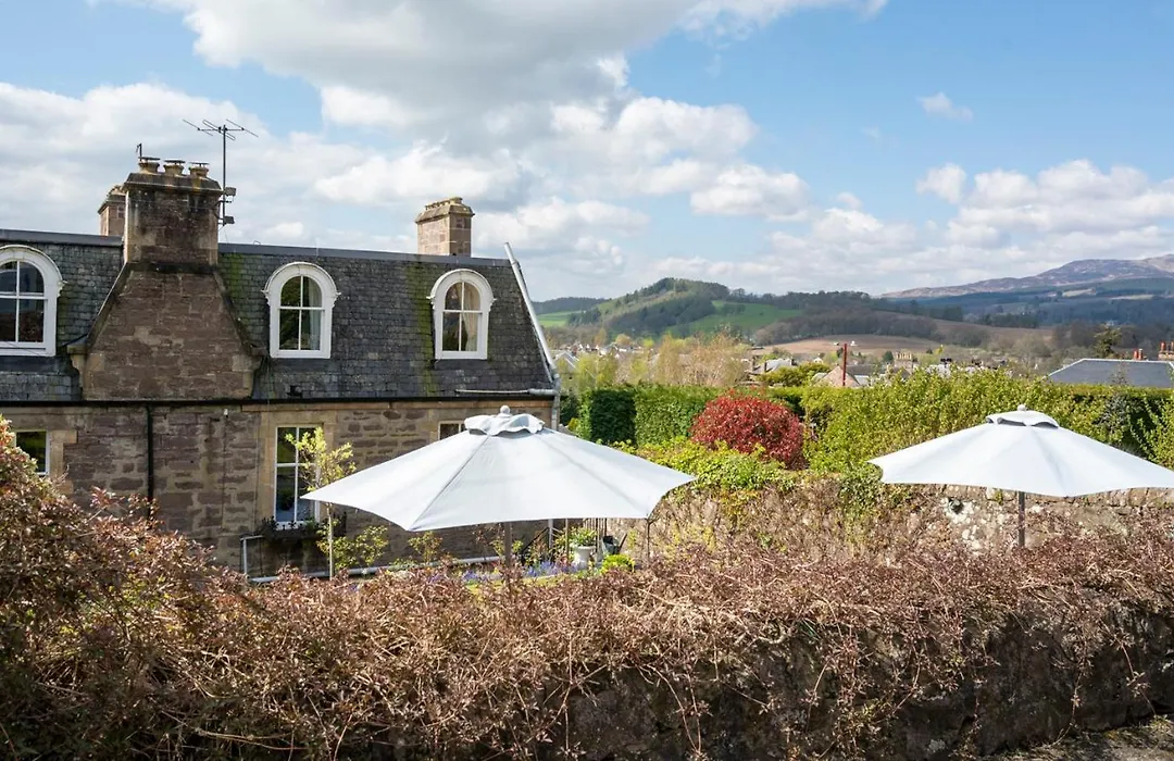 Leven House Bed And Breakfast-1