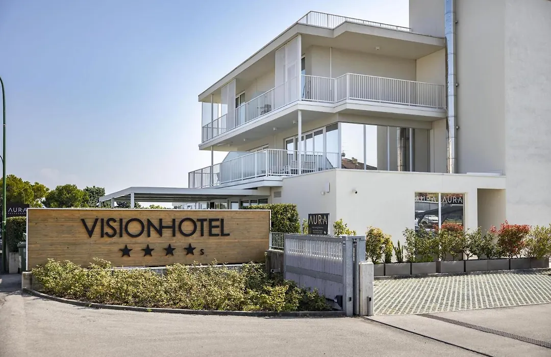 Vision Hotel-1