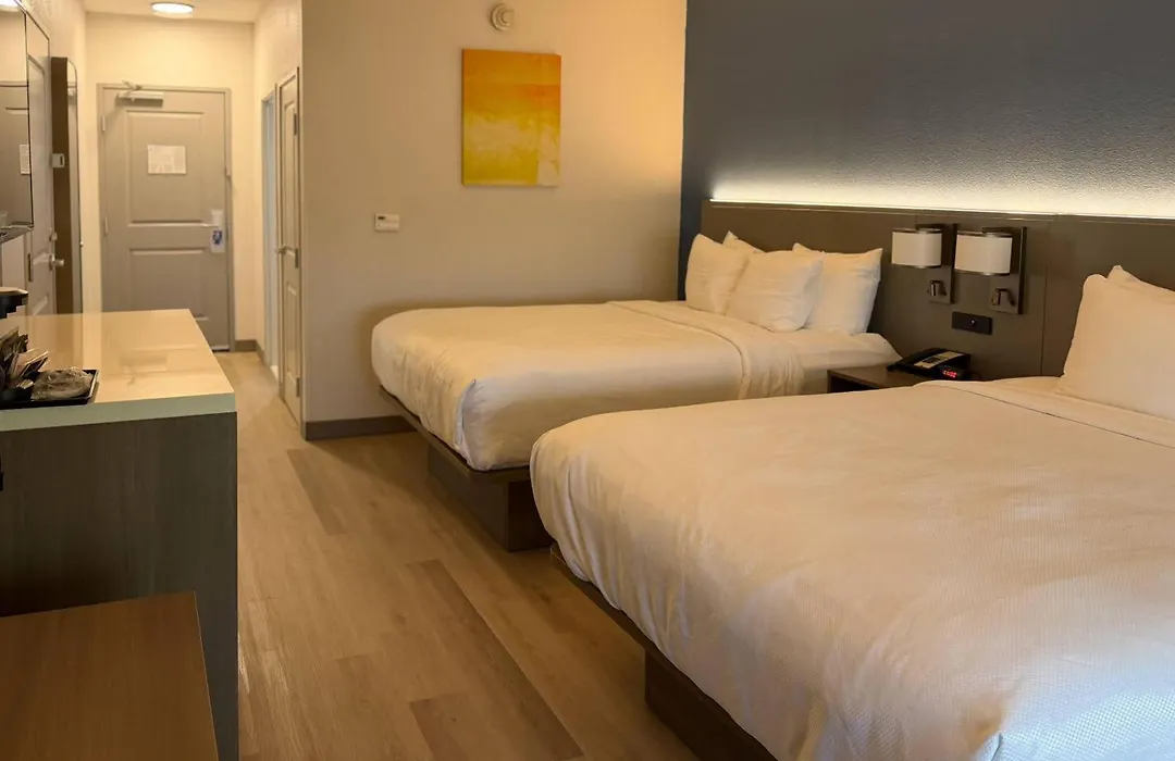 Comfort Inn & Suites Concord - Kannapolis-1