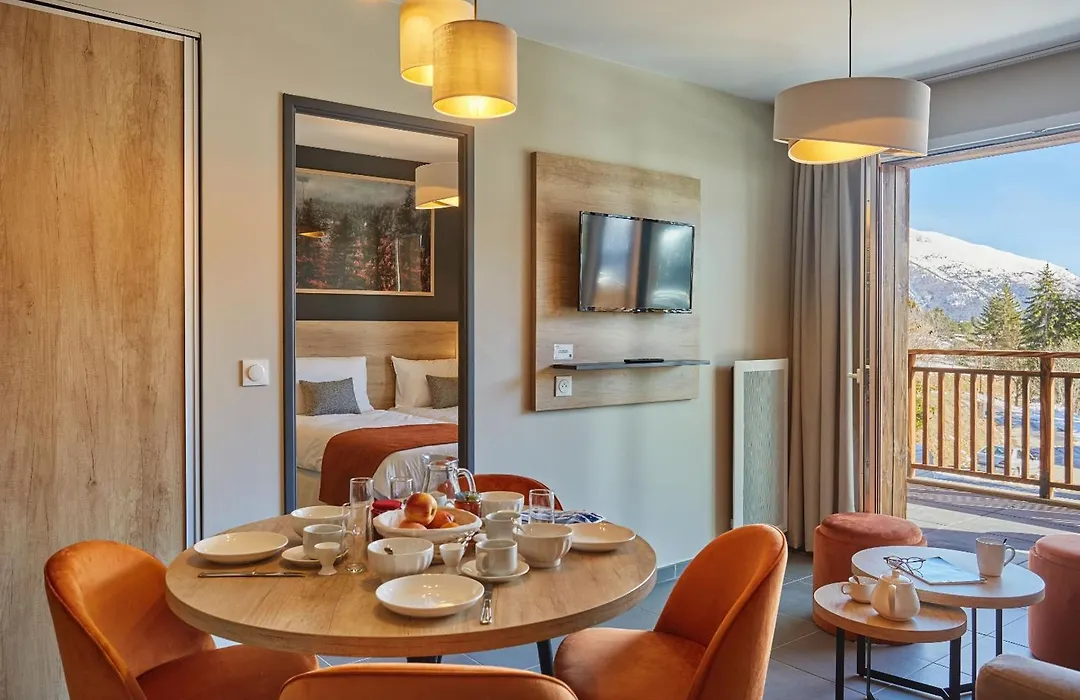 Résidence Prestige Odalys Le Mont d'Auron-1