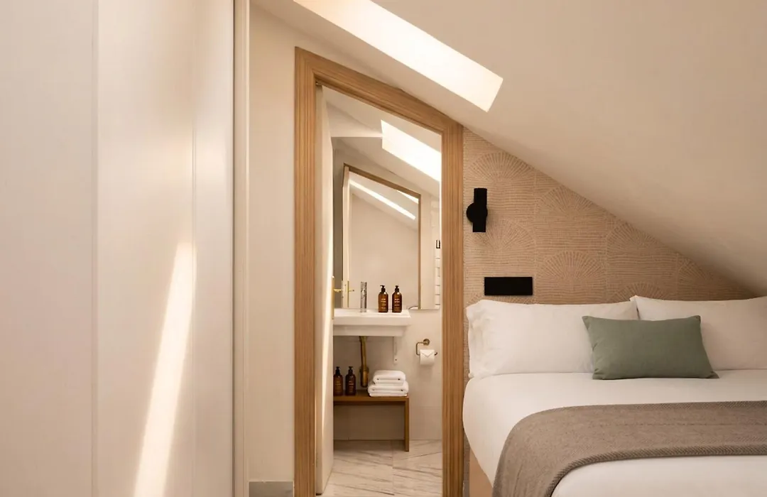 Limehome Madrid Sol-1