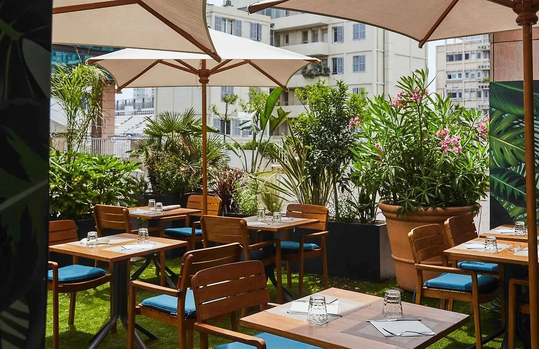 ibis Styles Toulon Centre Port-1