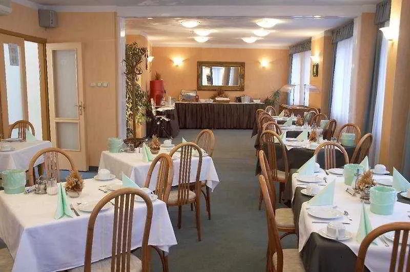 Burg Hotel-1