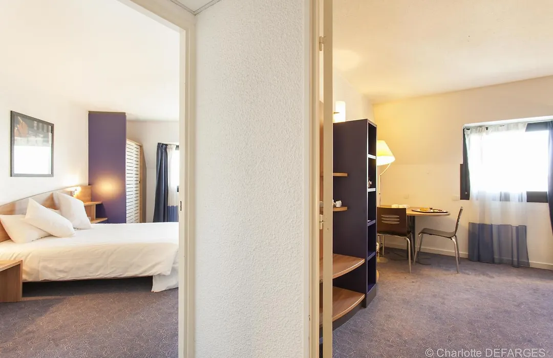 Canal Suites By Popinns-1