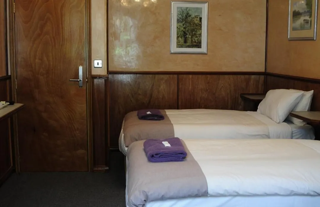 Cricklewood Lodge Hotel-1