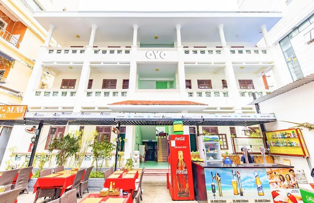 Oyo 381 Tuyet Mai Hotel-1