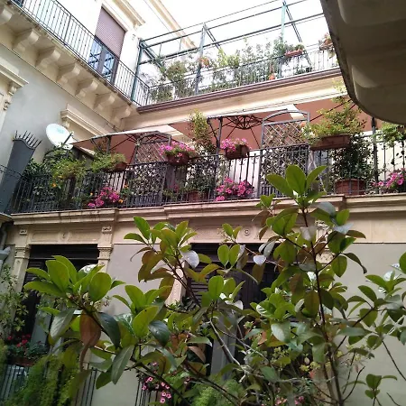 House Vintage-2