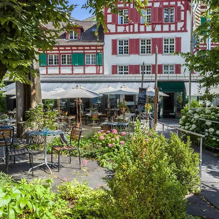 Hotel Hofgarten Luzern-3