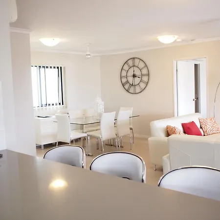 Edge Apartments Cairns-3