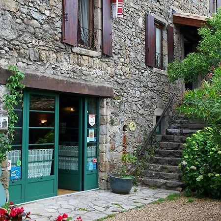 Logis Hotel Restaurant Auberge Du Peras-3