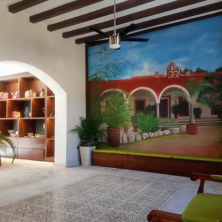 Hotel Holly-2