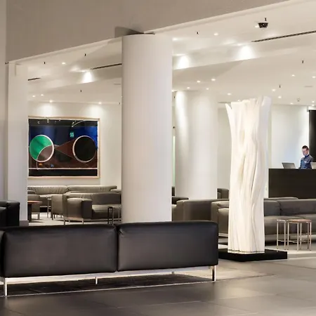 Estrel Hotel-2