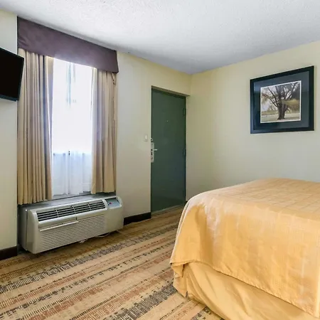 Quality Inn & Suites Horse Cave - Cave City-2