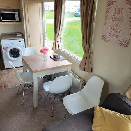 Seawick Caravan Park, St Osyth Near Colchester-2