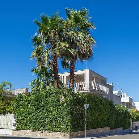 Villa Lazzari B&B Tra i due Mari-2