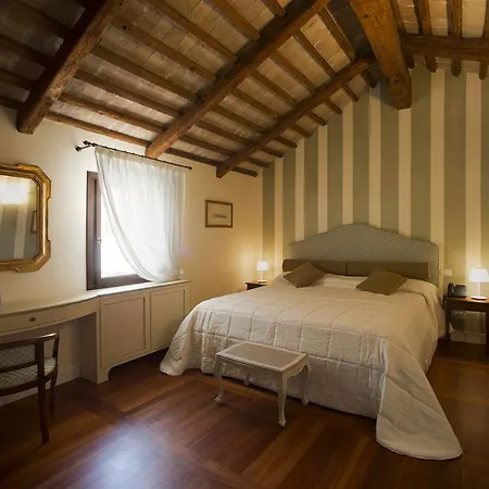 Hotel Donna Lucia-3