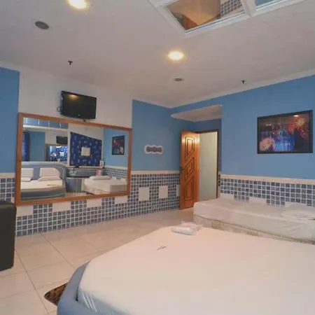 Shelton Hotel (Adults Only)-2
