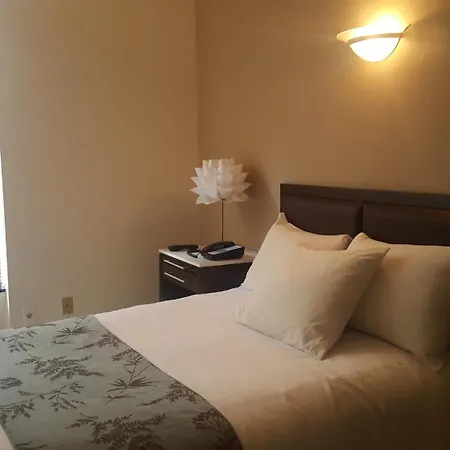 Americana Inn-3