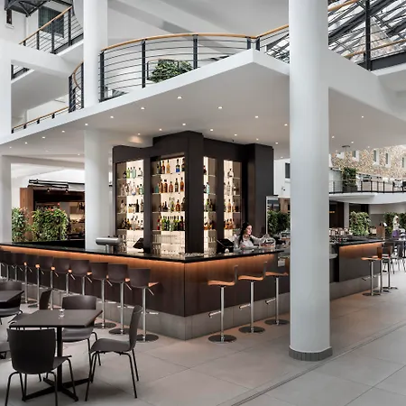 Estrel Hotel-3