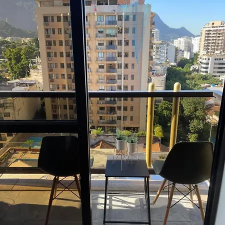 Flat no Leblon, 2 Quadras da Praia, Academia e Arrumação Diária na Rua Dias Ferreira by Tata-3