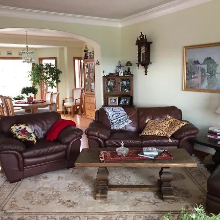 Rocky Mountain View Bed & Breakfast-3