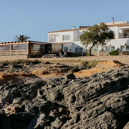 Apartamentos Es Calo-2