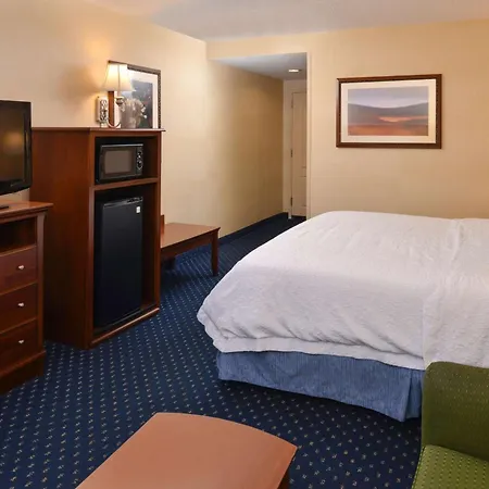 Hampton Inn And Suites Fredericksburg South-3