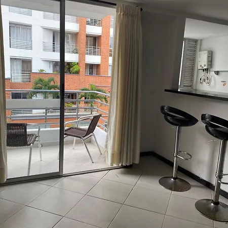 APARTAESTUDIOS Laureles Medellín-2