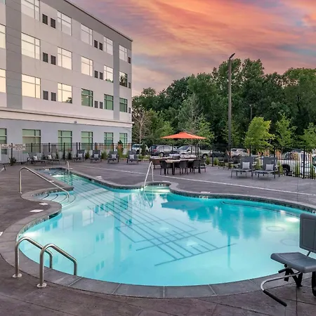 Cambria Hotel Nashville Airport-2