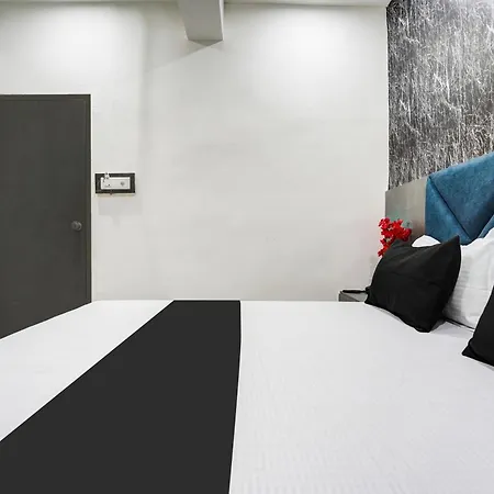 Hotel O Bhavya Raj-3