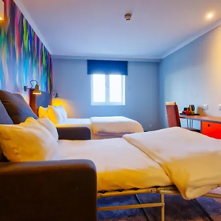 Village Hotel Hull-2