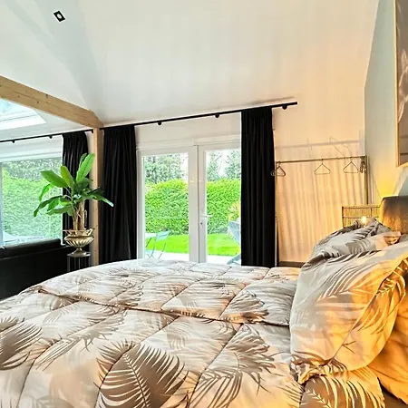 Slapen bij de Zeeuwse Lala-3